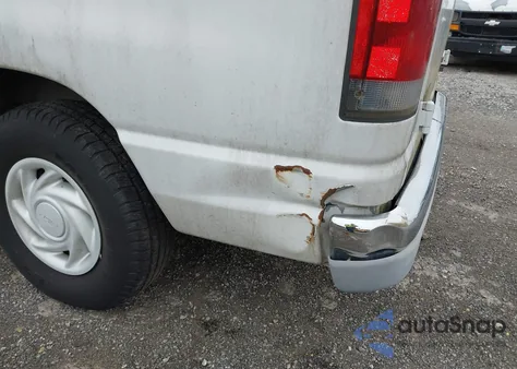 2002 Ford Econoline Xl/Xlt из США, поврежденный, VIN 1FMRE11W02HB26800